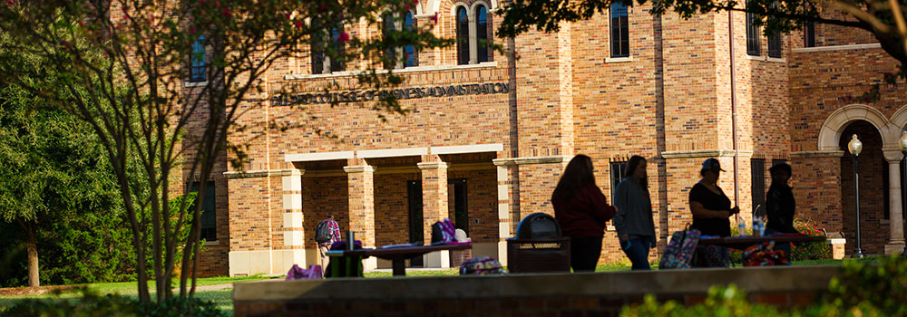 Admissions MSU Quad looking at students walking around