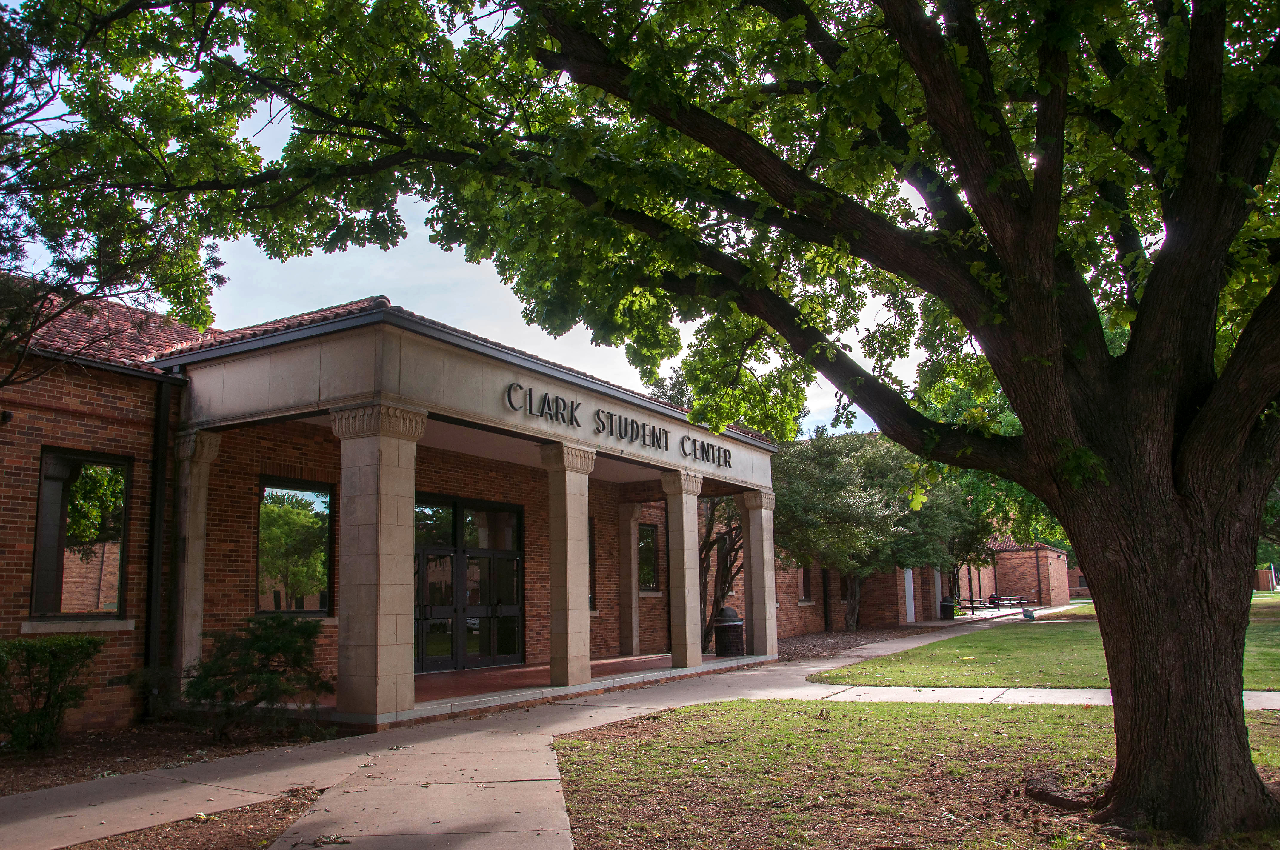 Entrance view of Clark Student Center